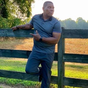 Meet your Posher, Lonnie